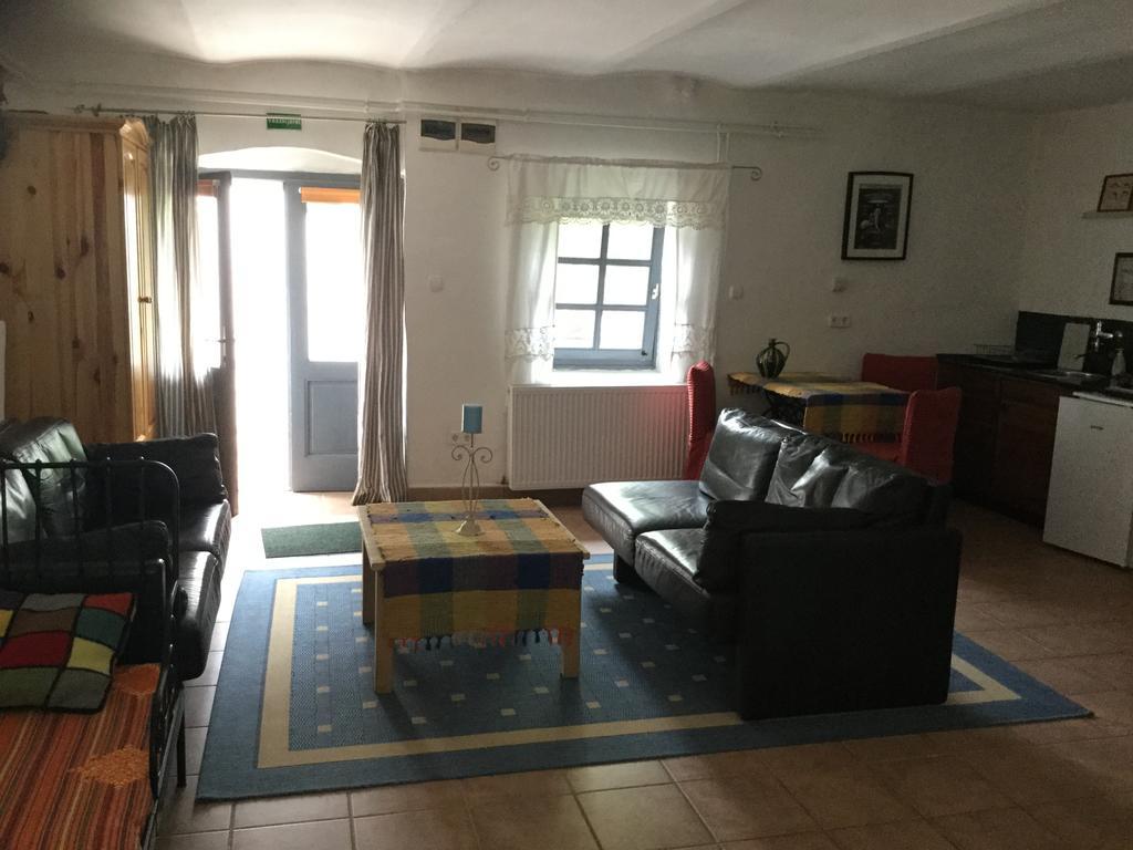Hotel Három Huszár Köveskal Esterno foto